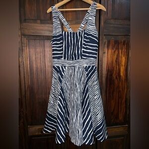 Eva Mendes for New York & Company Navy and White‎ Dress 10